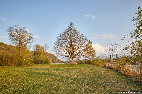 Gemeinde Marktl Landkreis Altötting Marktler Badesee Liegewiese (Dirschl Johann) Deutschland AÖ